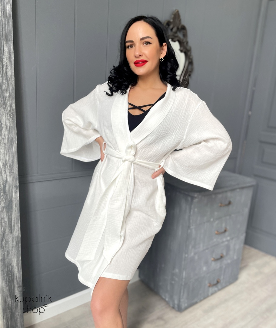 Модель "MUSLIN" халат кимоно белый